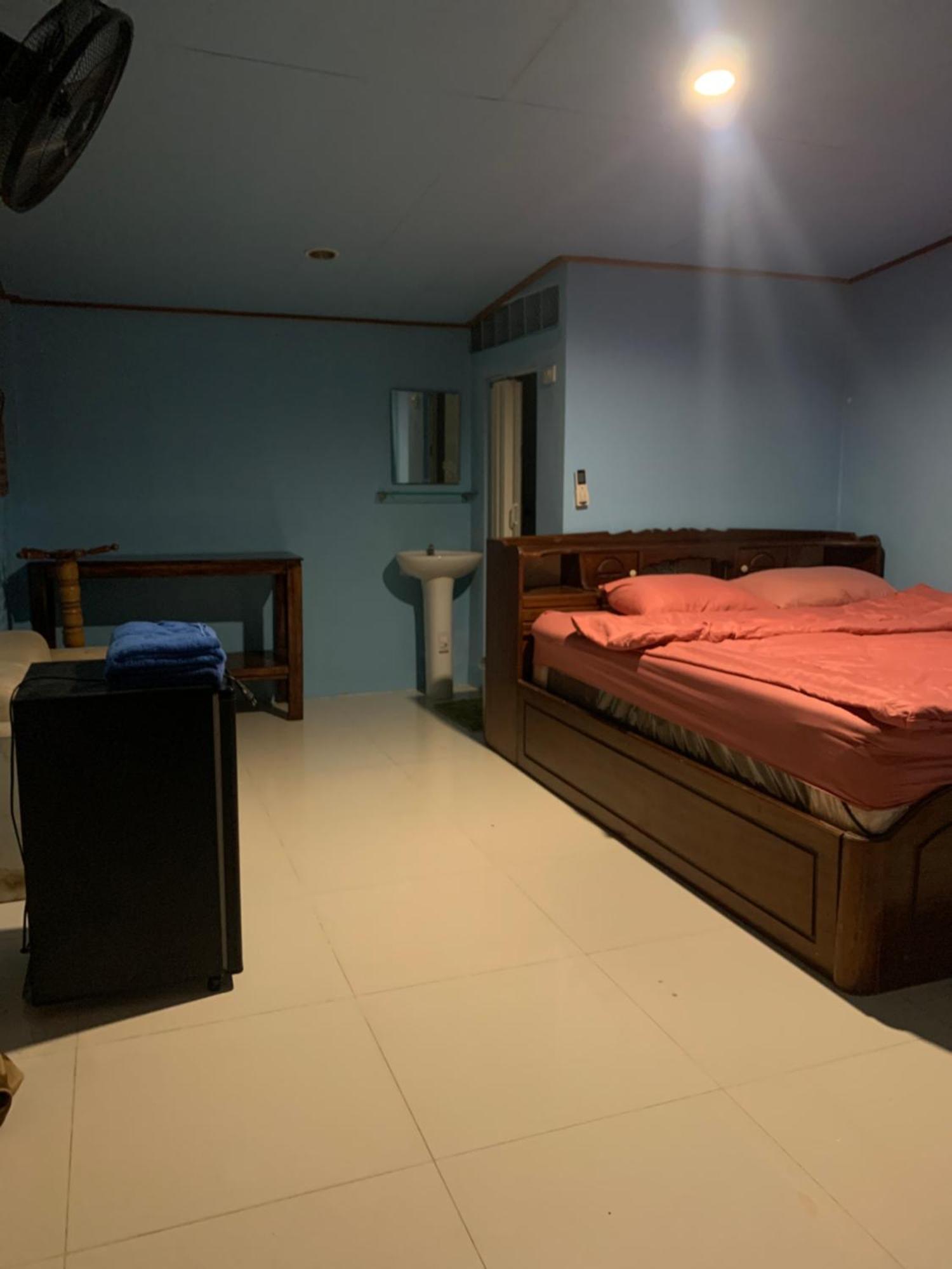 The Pier Homestay Thongsala Εξωτερικό φωτογραφία
